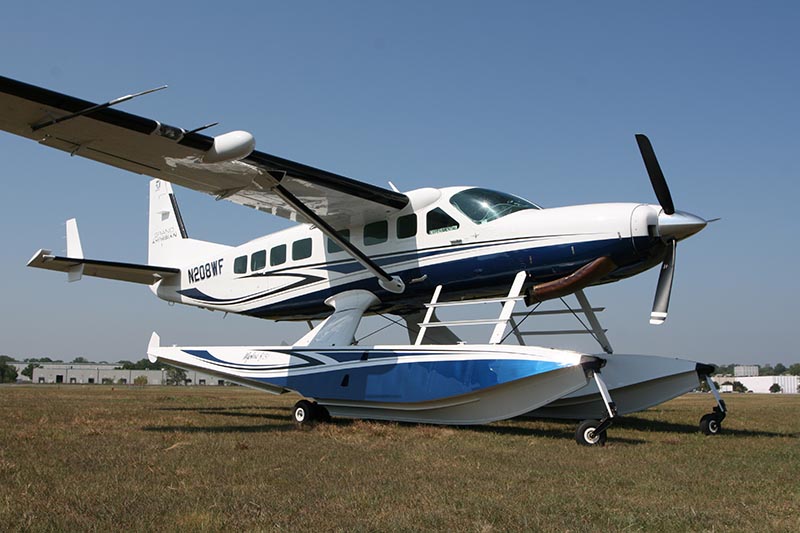 208 Cessna Caravan Float Plane