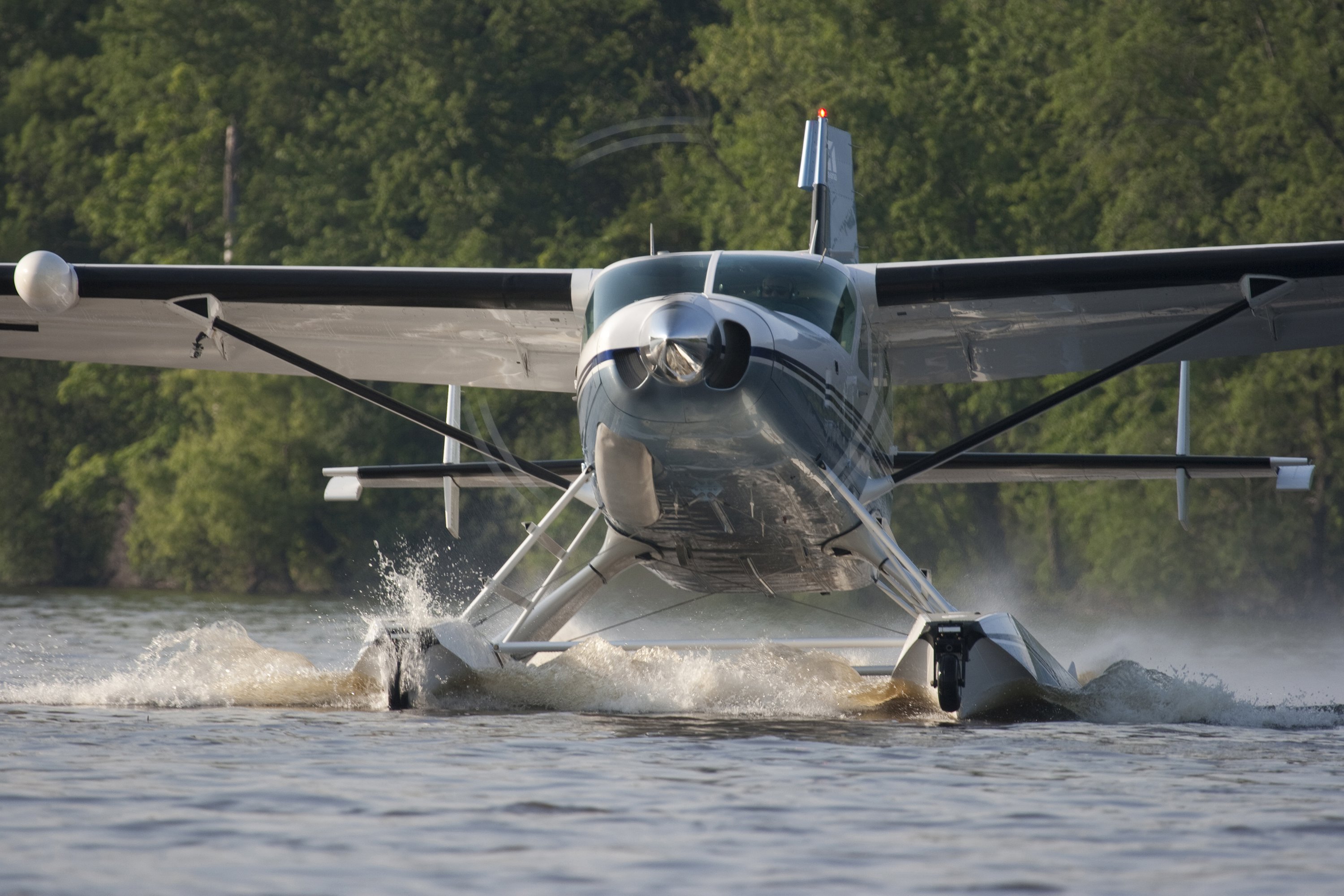 Wipline® 8750 Floats Wipaire, Inc.