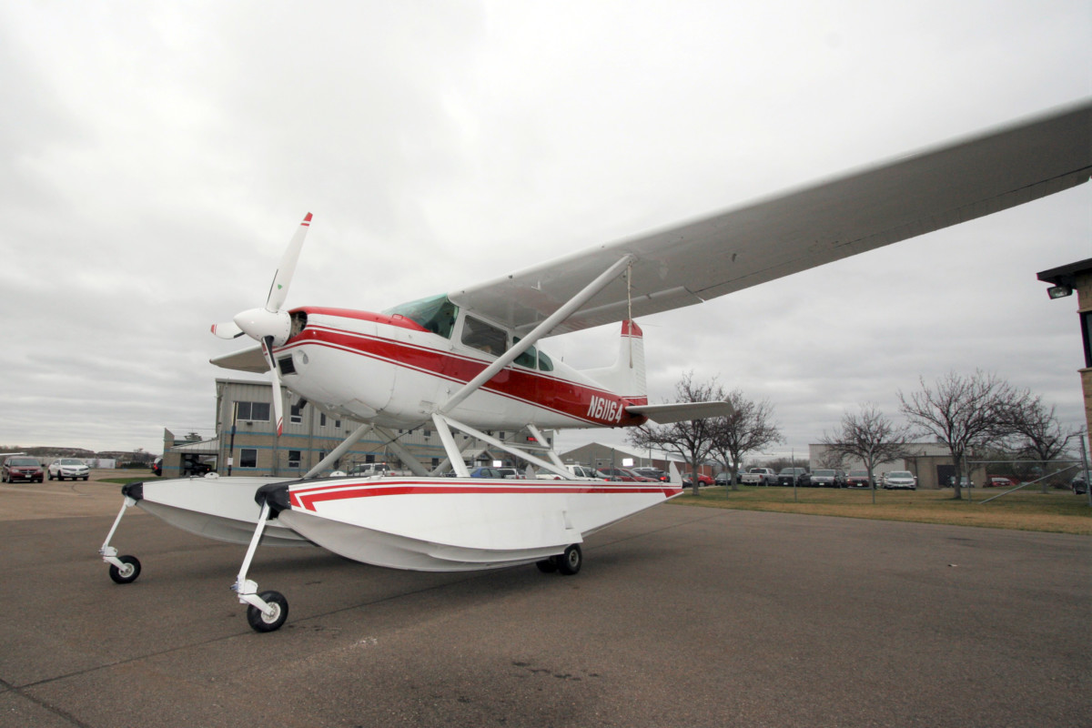 SOLD -1980 Cessna 185F Amphibious | Wipaire, Inc.