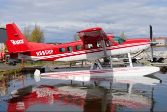 N865HP Photo 1 Docked