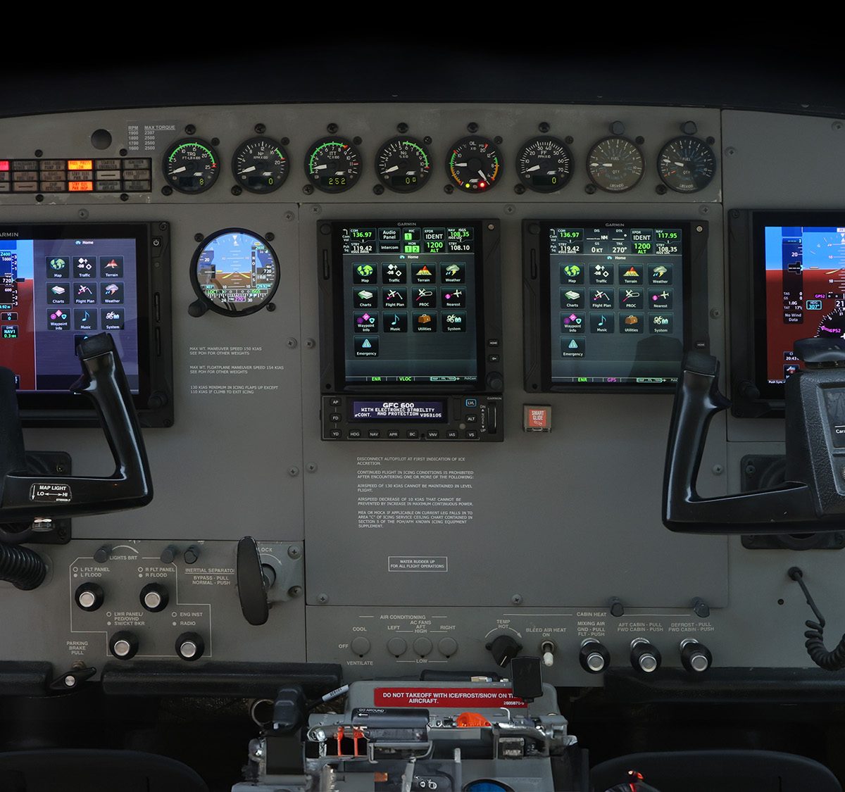 Caravan Panel – Yoke In Crop Caravan Panel - Yoke In Crop