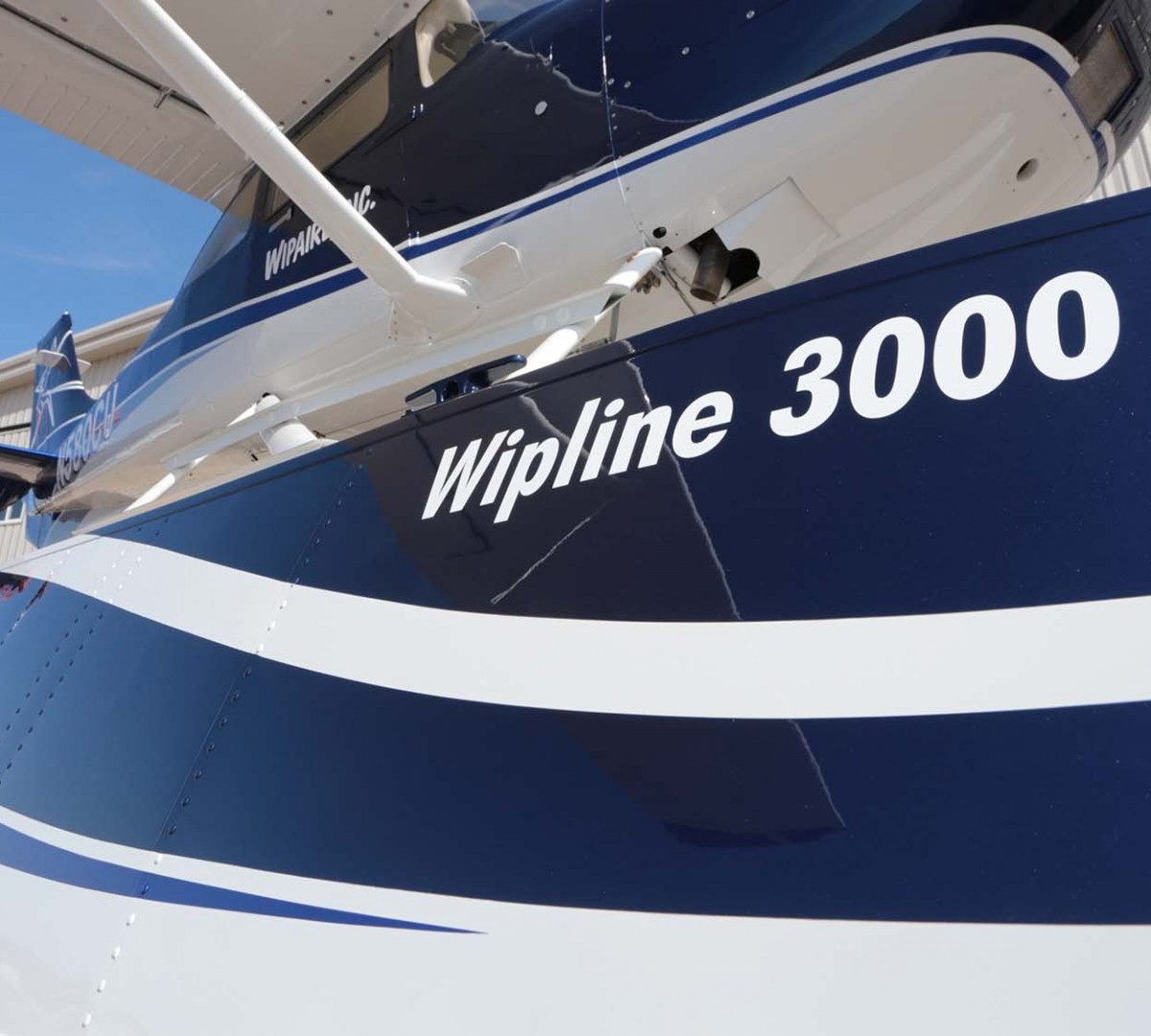 Cessna 182 Paint by Wipaire – header Cessna 182 Paint by Wipaire - header