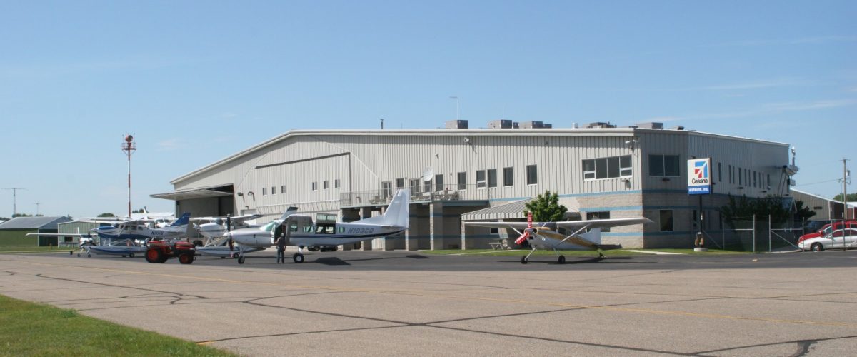 Hangar_1_20060609_229