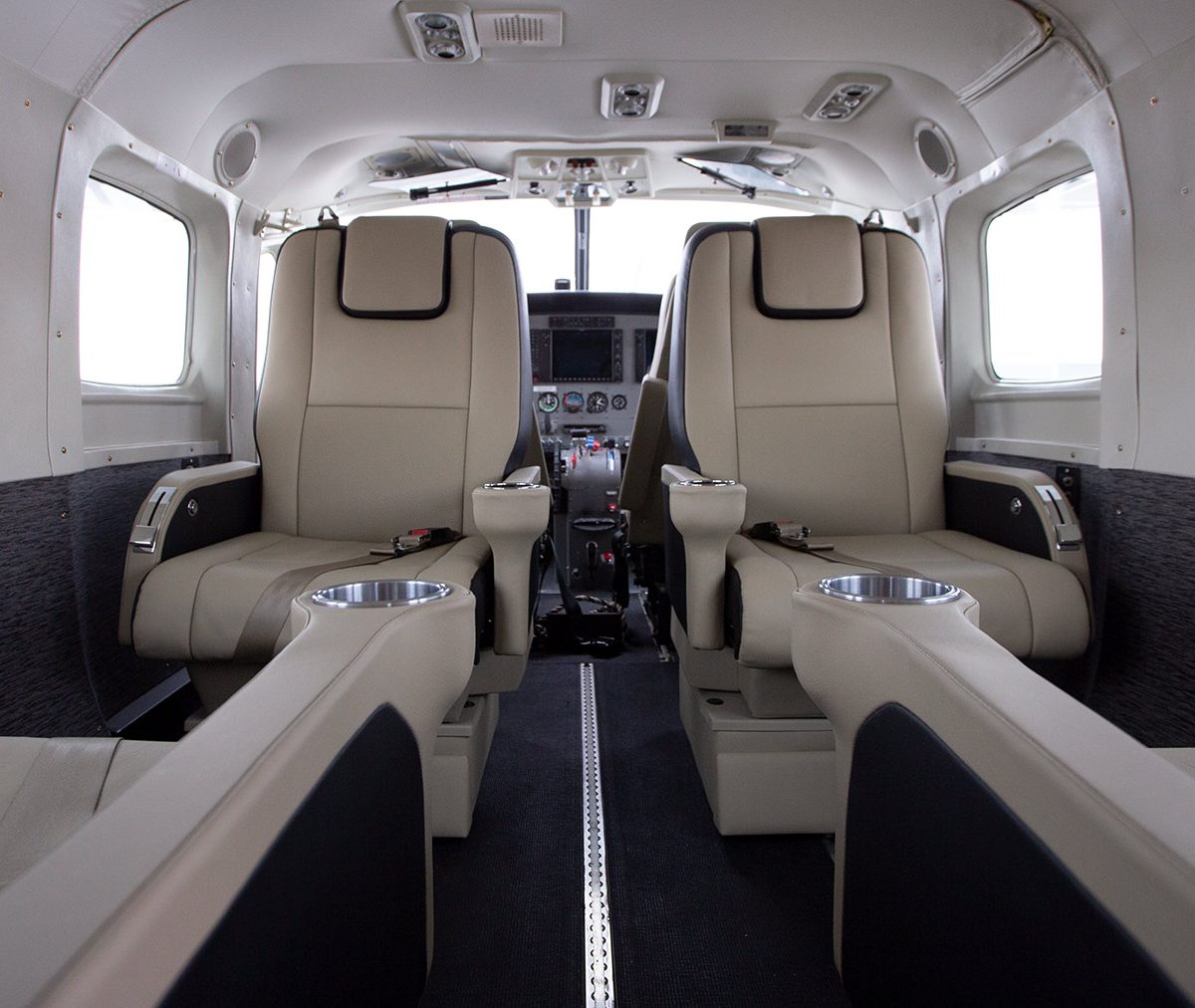 Wipaire recovered these Executive Seats in a Caravan - web 16-9