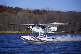 Cessna 185 on Wipline 3000 Floats